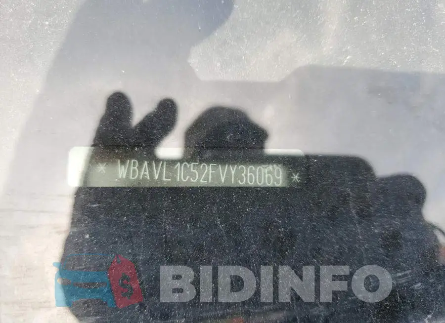 WBAVL1C52FVY36069 Photo# 12