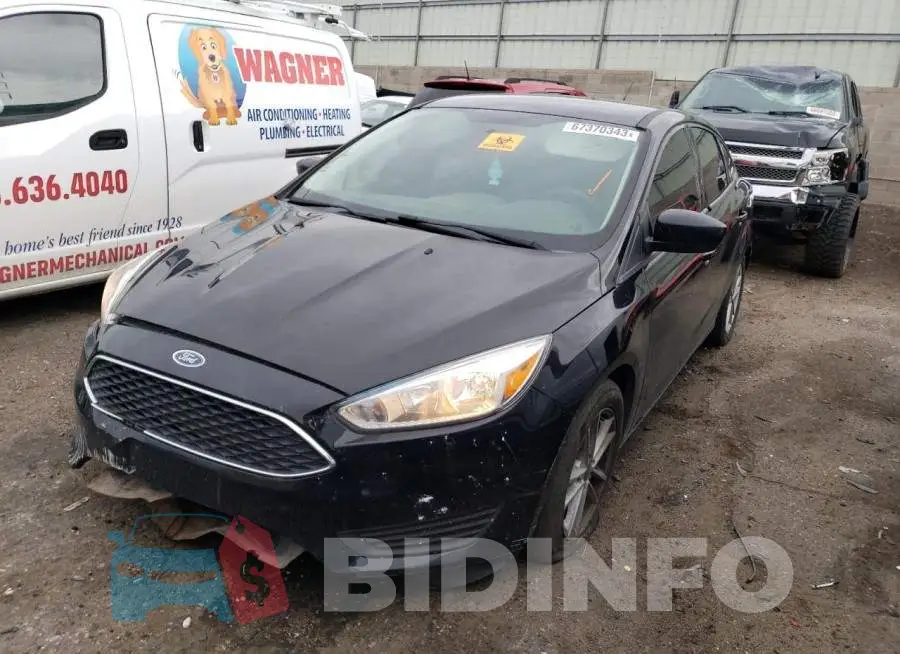 1FADP3F22JL278220 Photo# 1