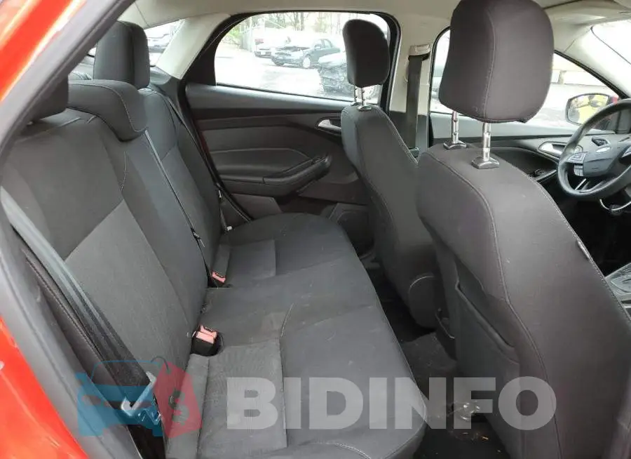 1FADP3F28FL243074 Photo# 10