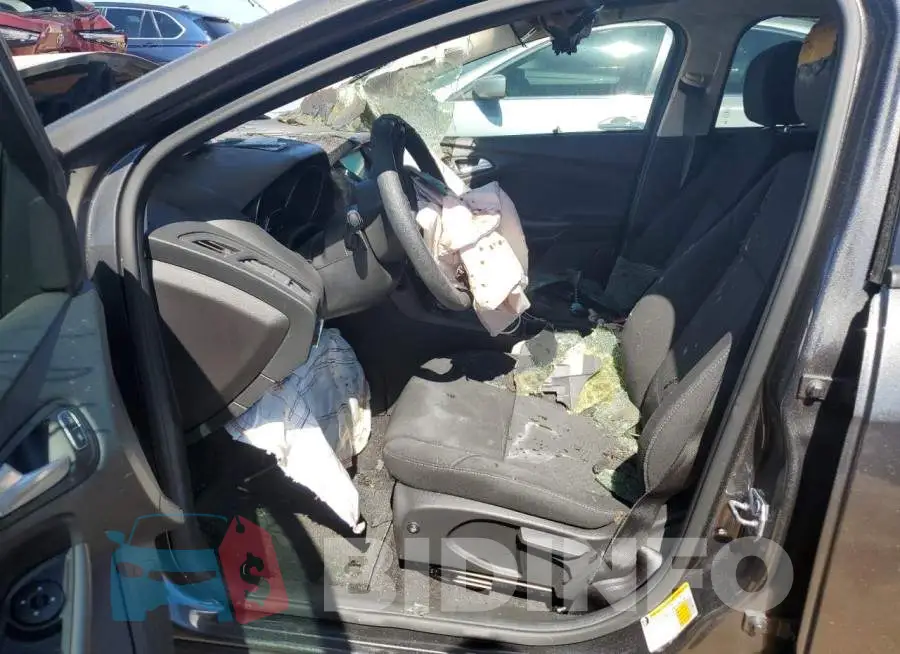 1FADP3M22HL284225 Photo# 7