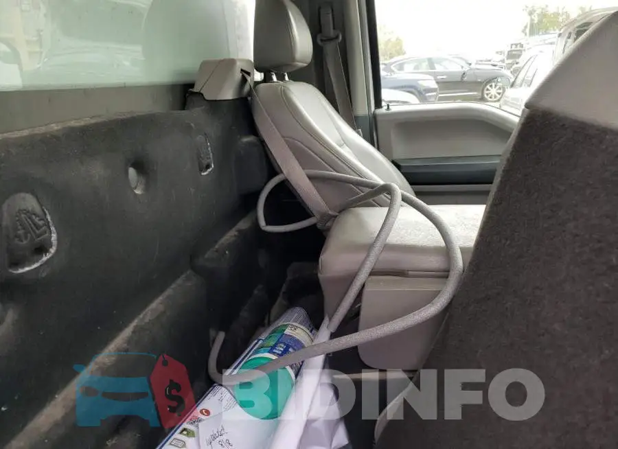 1FTMF1C80FKD61832 Photo# 10