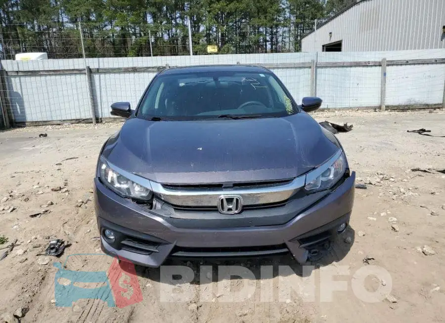 19XFC1F30HE208326 Photo# 5