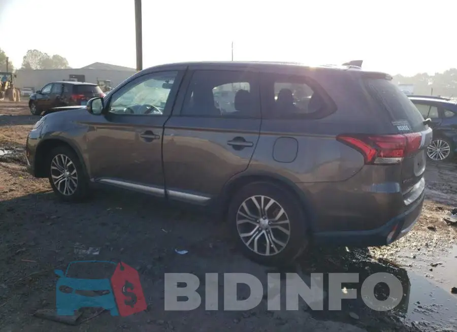 JA4AD2A39JZ069497 Photo# 2