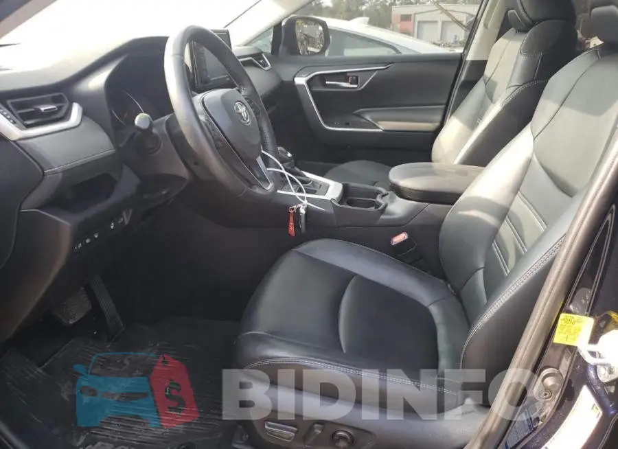 2T3A1RFV6MC148651 Photo# 7