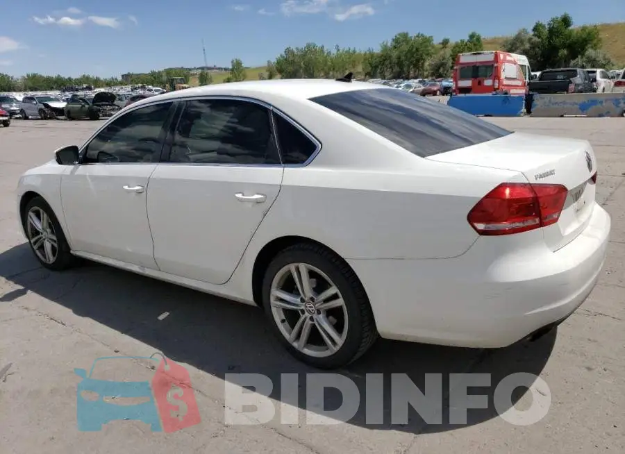 1VWBS7A33EC061821 Photo# 2