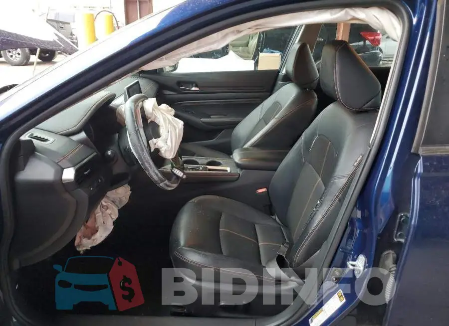 1N4BL4CV1KC179767 Photo# 7