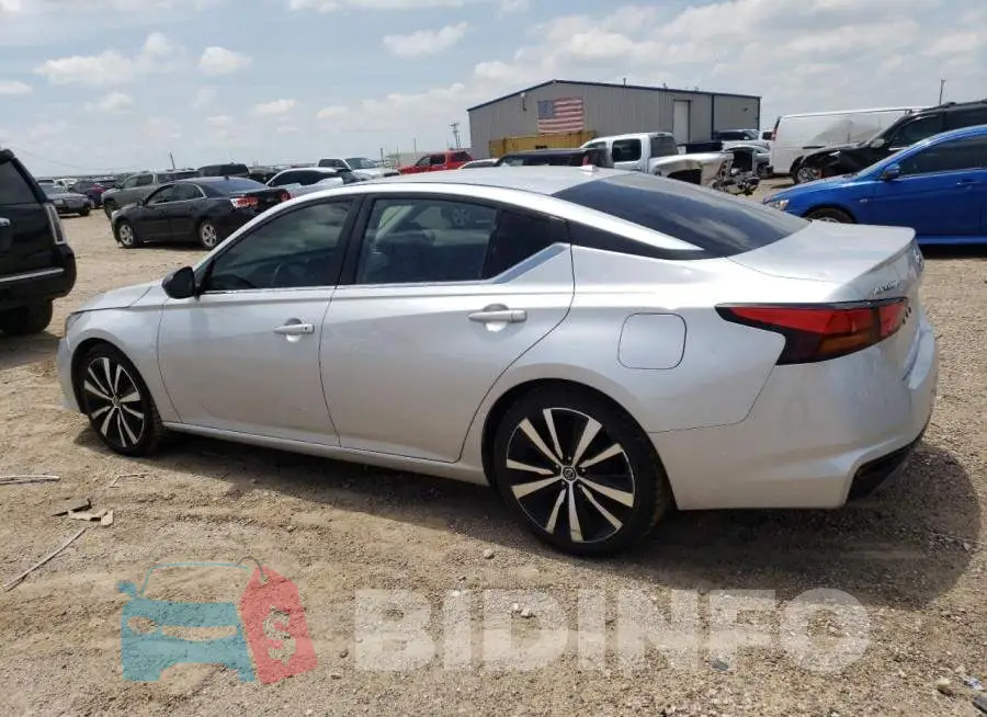 1N4BL4CV4KC172991 Photo# 2