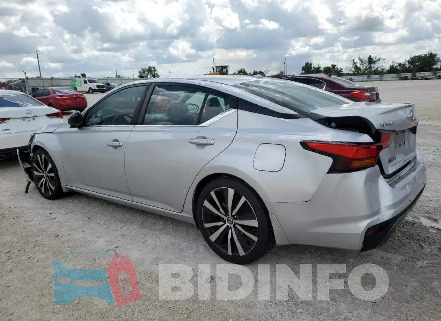 1N4BL4CV6LC205457 Photo# 2