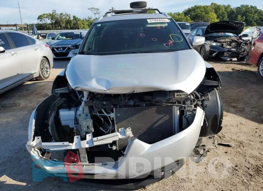 3N1CP5CU7JL511622 Photo# 5