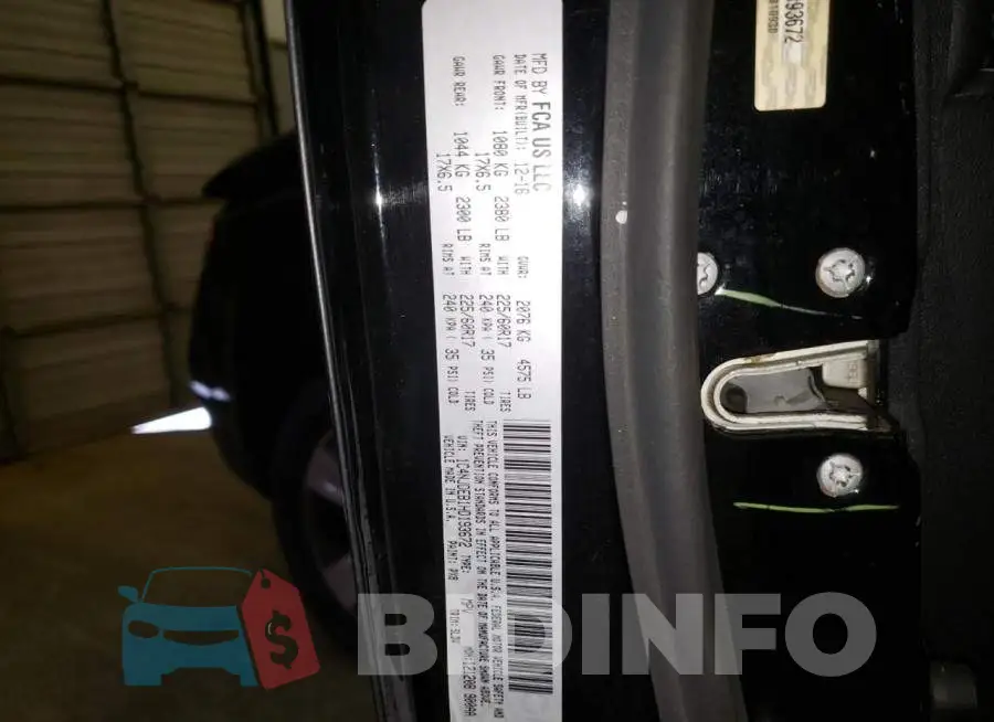 1C4NJDEB1HD193672 Photo# 12