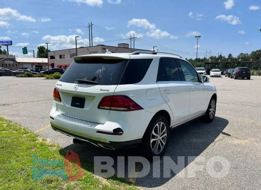 4JGDA5HB3HA817305 Photo# 4