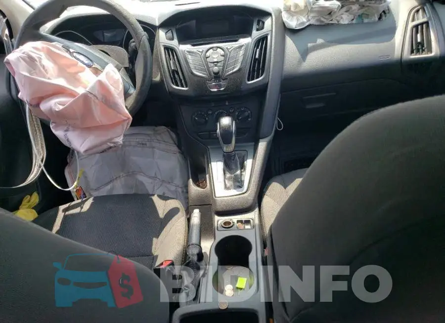 1FADP3E28EL430265 Photo# 8