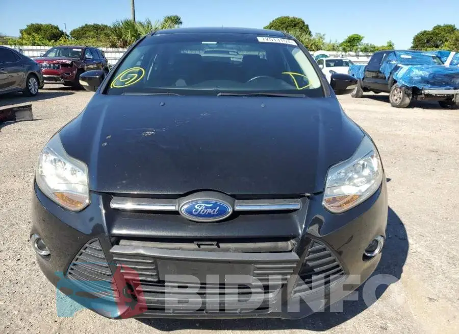 1FADP3F25EL105880 Photo# 5
