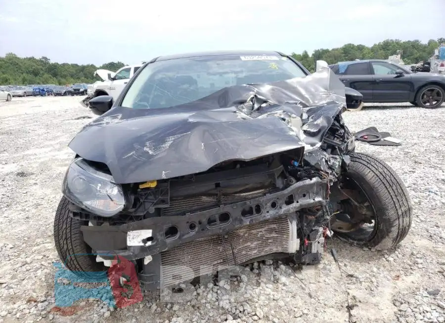 1FADP3F2XEL318453 Photo# 5