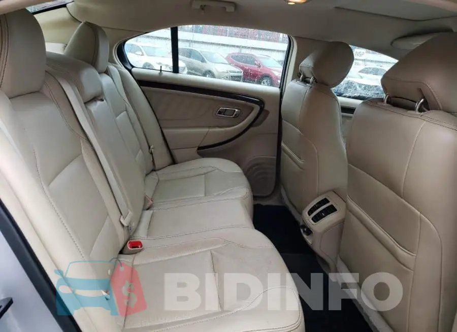 1FAHP2J81FG138862 Photo# 10