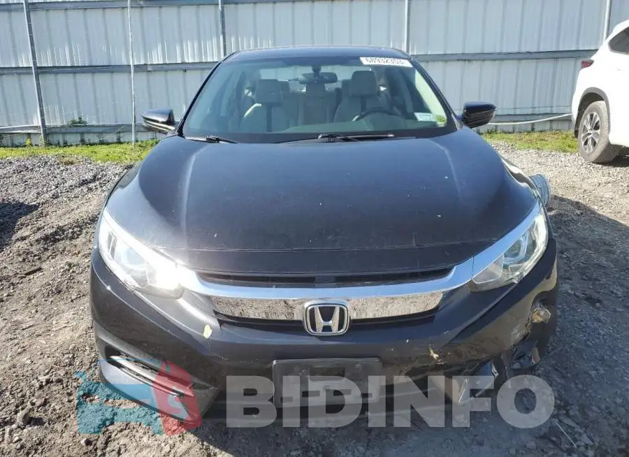 19XFC2F78GE210896 Photo# 5