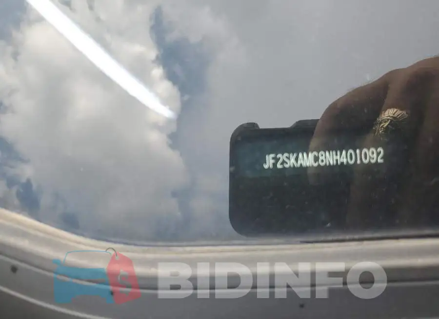 JF2SKAMC8NH401092 Photo# 12