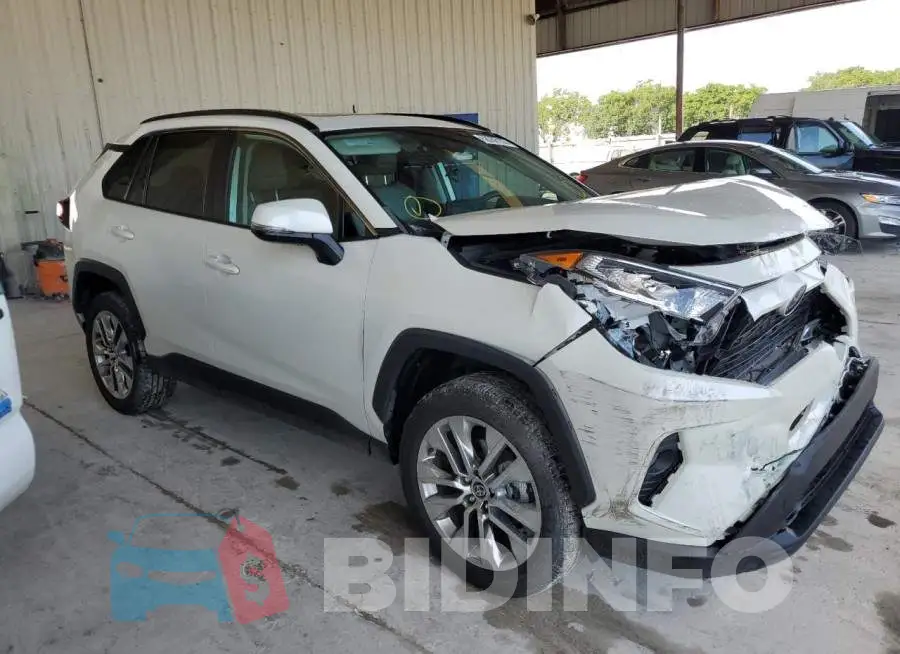 2T3C1RFV7MW150612 Photo# 4