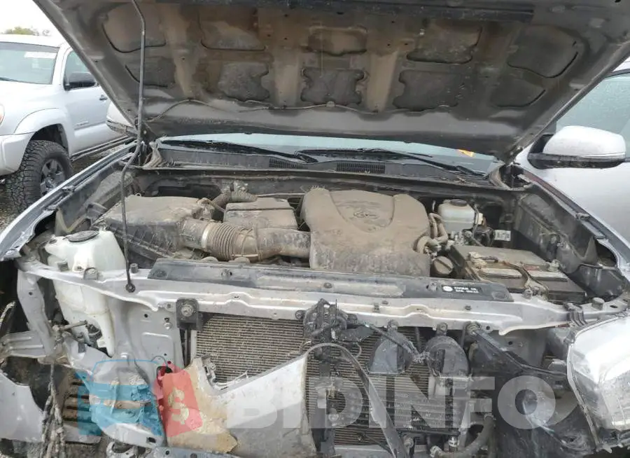 3TMCZ5AN2HM064317 Photo# 11