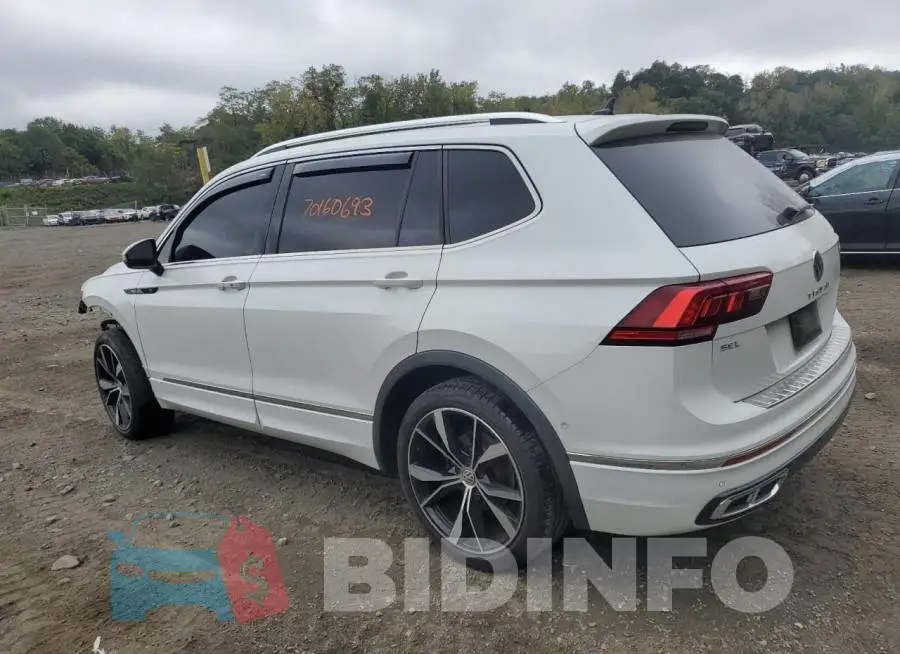 3VV4B7AX6NM085142 Photo# 2