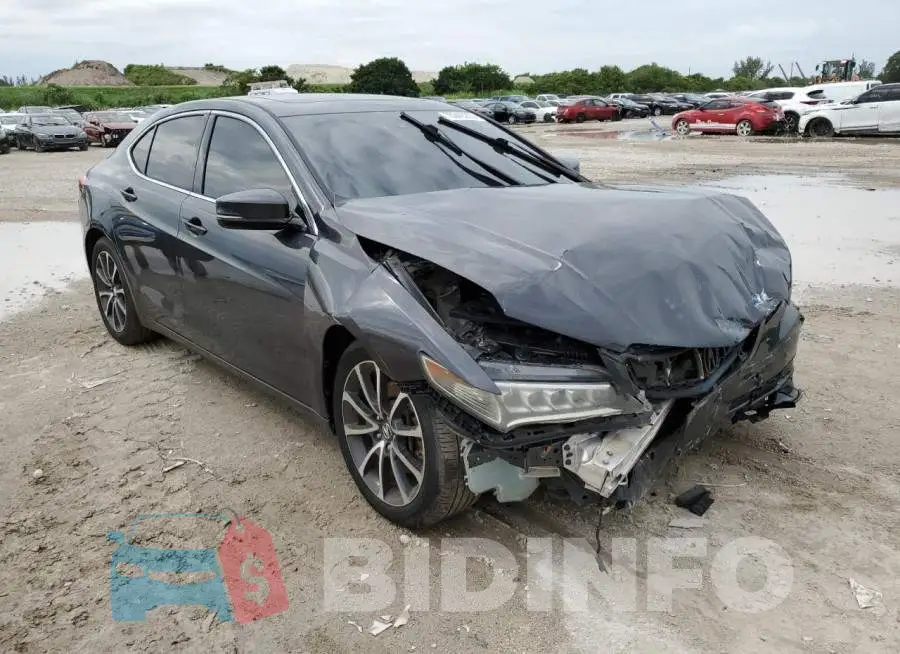19UUB2F57GA006779 Photo# 4