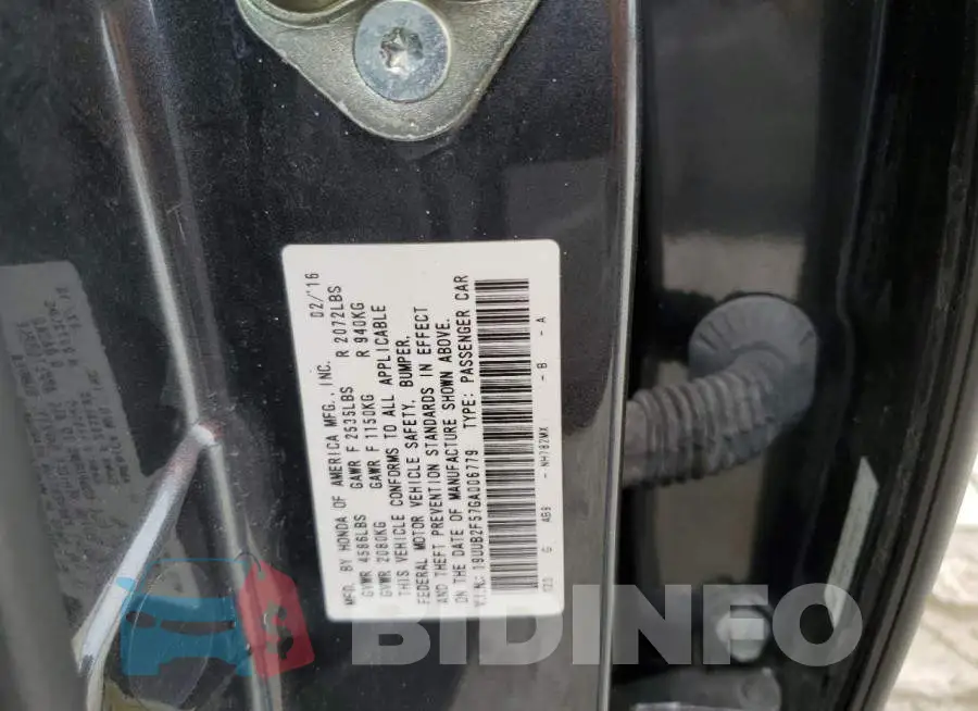 19UUB2F57GA006779 Photo# 12