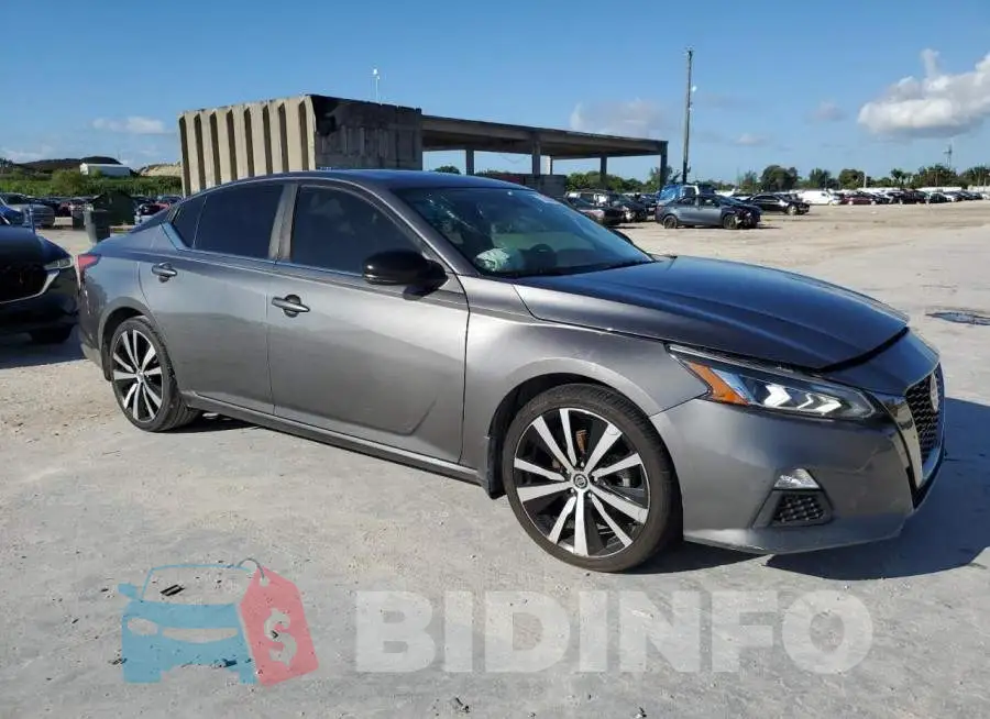 1N4BL4CV5LC201562 Photo# 4