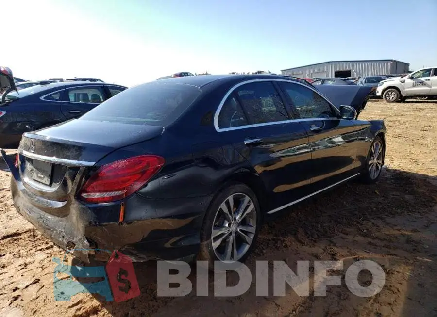WDDWF4JB0GR146880 Photo# 3