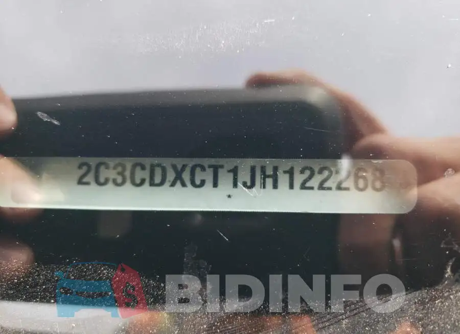 2C3CDXCT1JH122268 Photo# 12