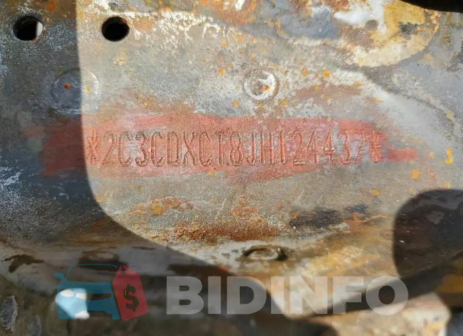 2C3CDXCT8JH124437 Photo# 12