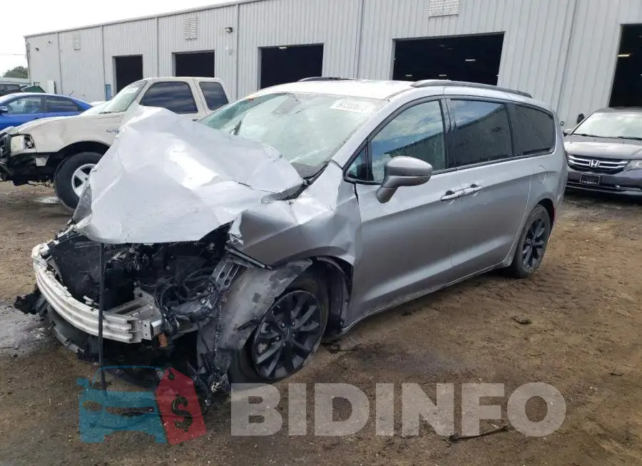 2C4RC1FG7MR565415 Photo# 1