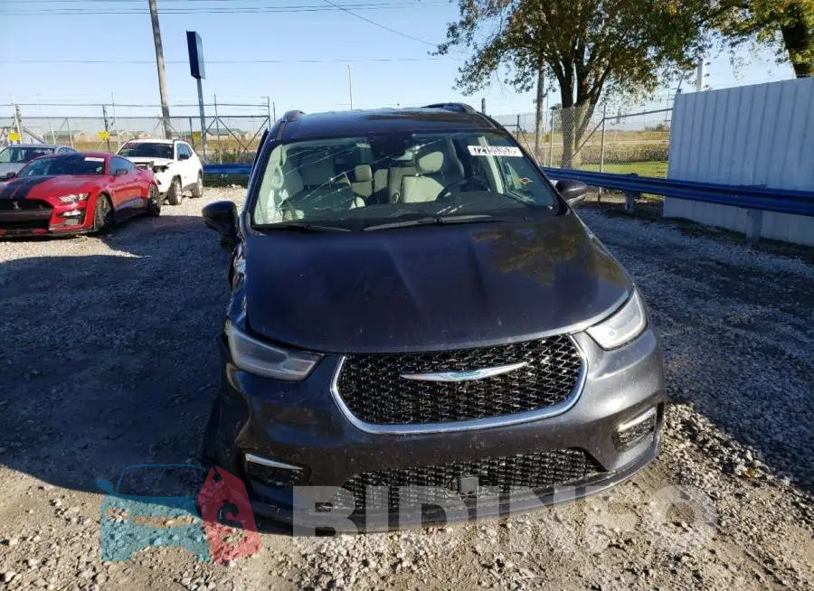 2C4RC1L70MR586370 Photo# 5