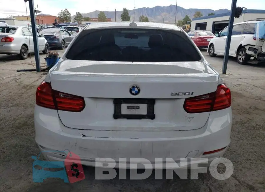 WBA3A5G54FNS88977 Photo# 6