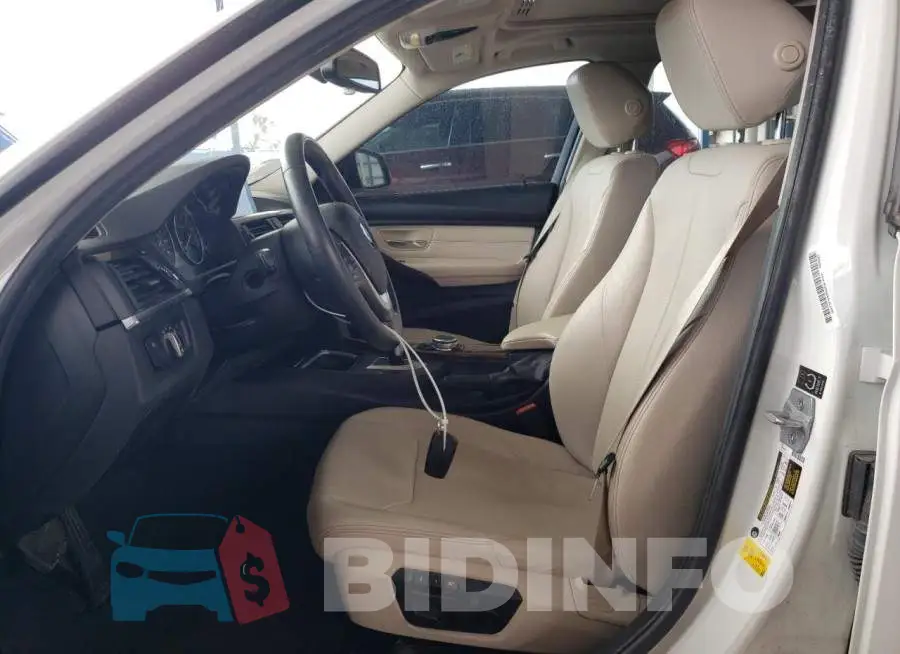 WBA3A5G54FNS88977 Photo# 7
