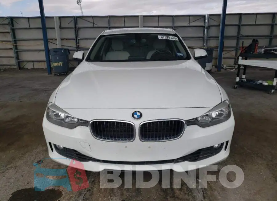 WBA3A5G54FNS88977 Photo# 5