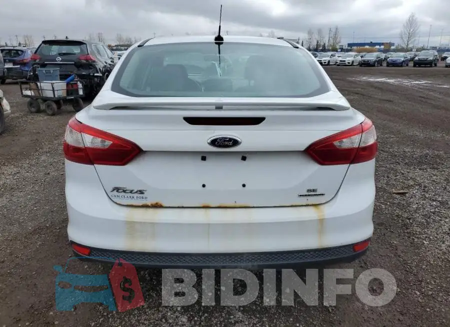 1FADP3F23EL328841 Photo# 6