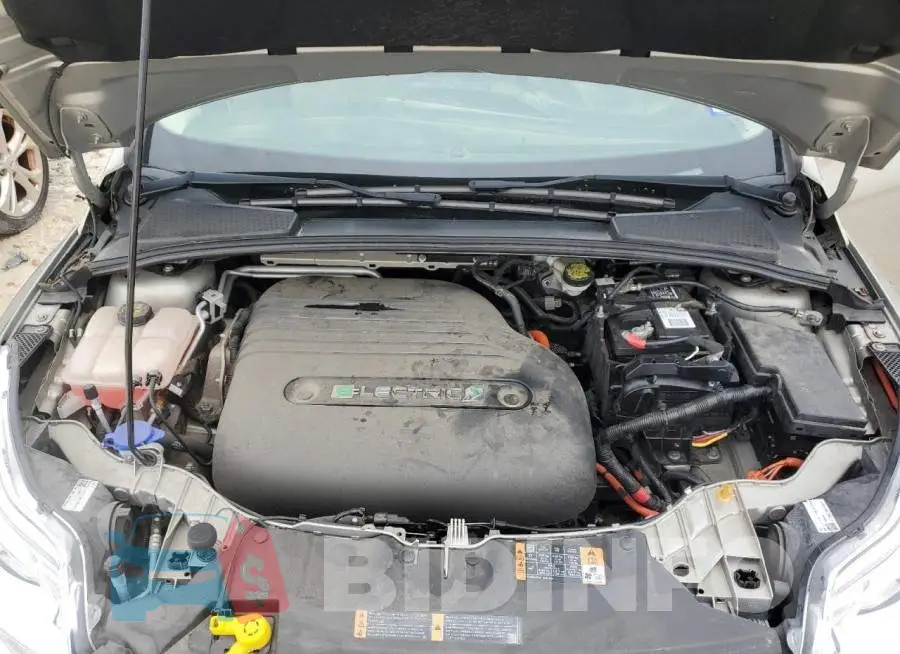 1FADP3R45FL222017 Photo# 11