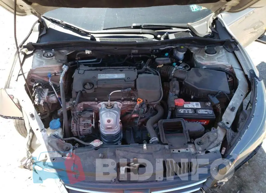 1HGCR2F31FA158383 Photo# 11