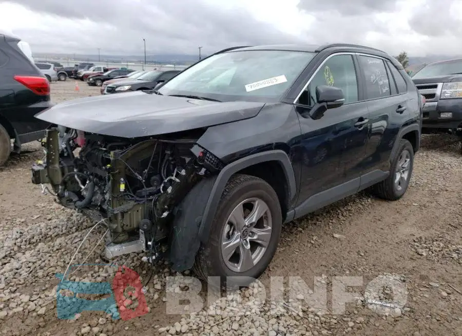 2T3P1RFV5PW371048 Photo# 1