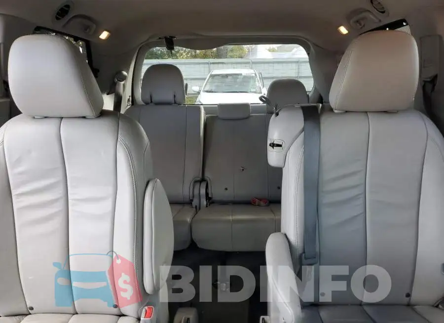 5TDYK3DC0ES452019 Photo# 10