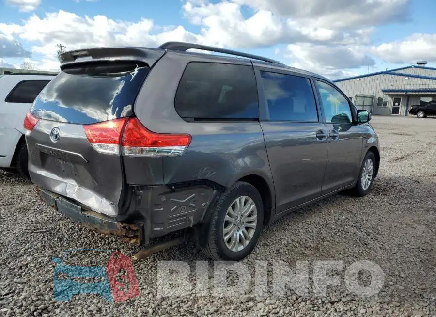 5TDYK3DC0ES452019 Photo# 3