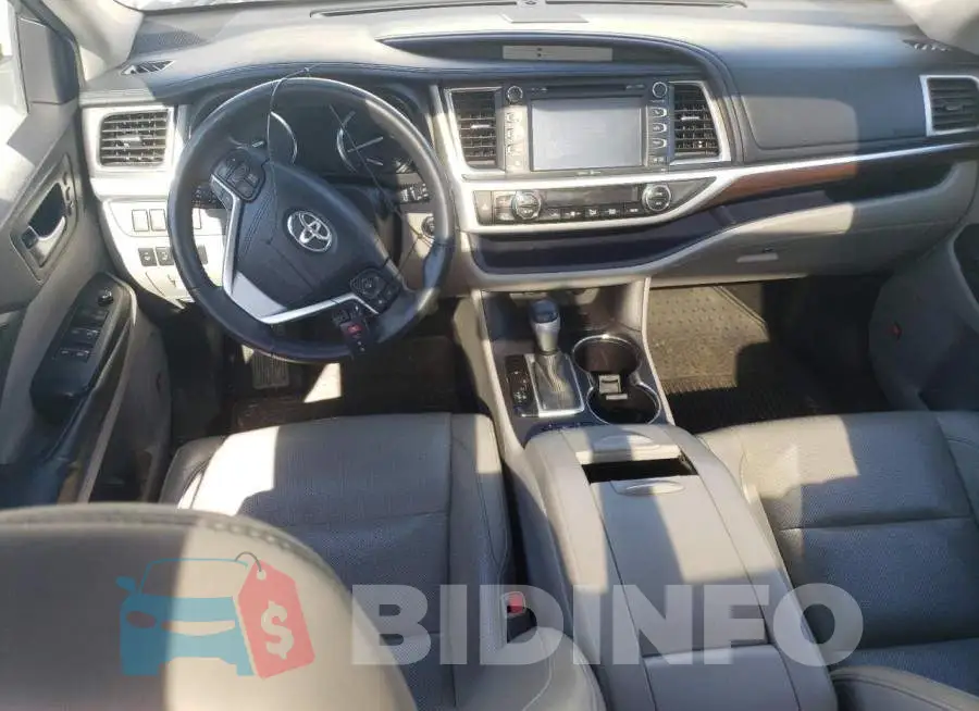 5TDYKRFH7FS076111 Photo# 8