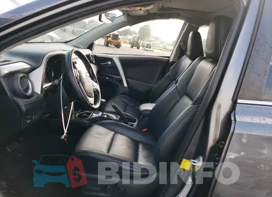 JTMDJREV9HD110556 Photo# 7