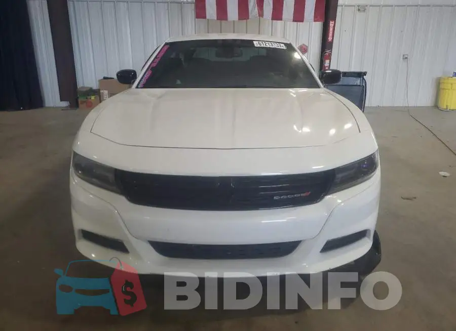 2C3CDXCT7GH185674 Photo# 5