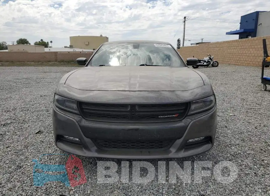 2C3CDXHG4FH847706 Photo# 5