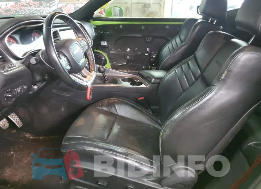 2C3CDZC97FH887718 Photo# 7