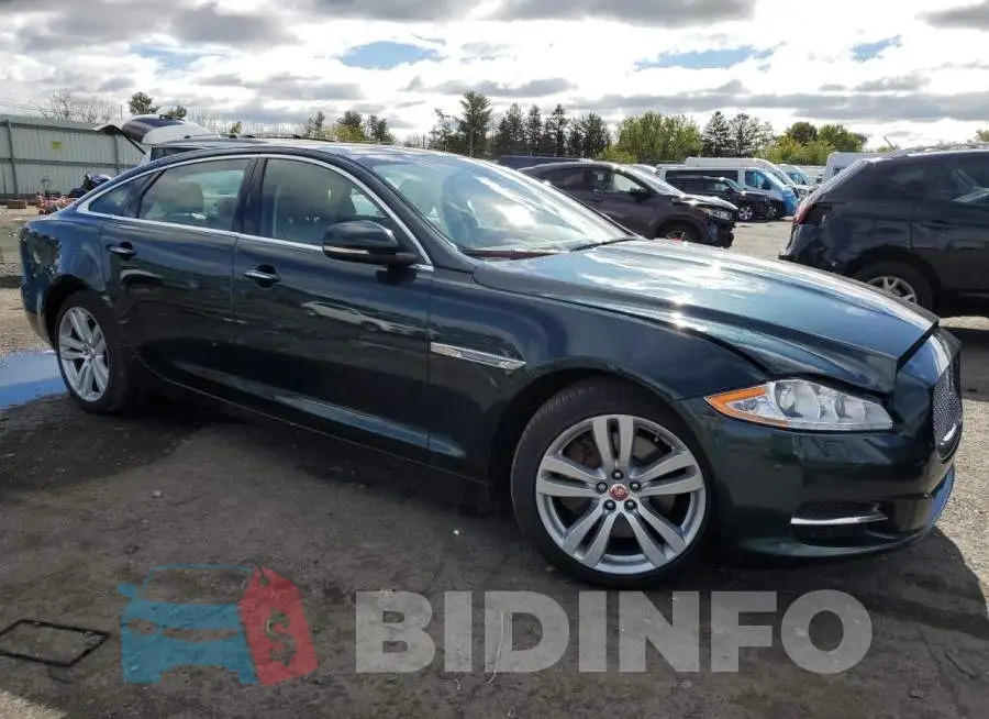 SAJWJ2GD3E8V74128 Photo# 4