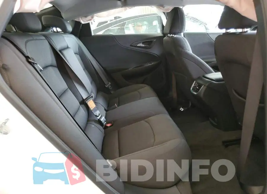1G1ZD5ST8NF137751 Photo# 10