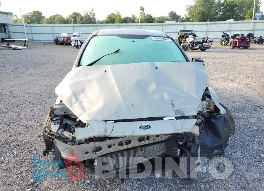 1FADP3F20GL237304 Photo# 5