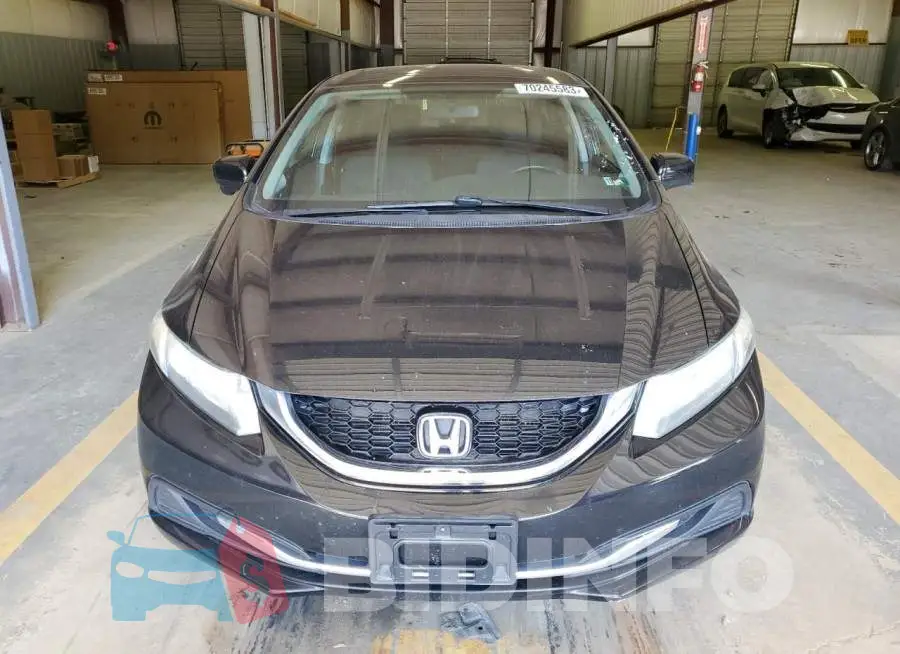 19XFB2F88FE099096 Photo# 5